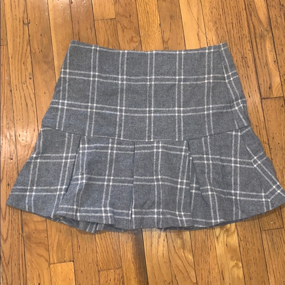 Beautiful Grey plaid skirt- worn once